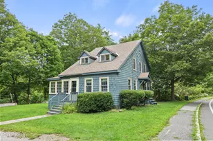 253 North St, Williamstown, MA 01267 - Photo 4