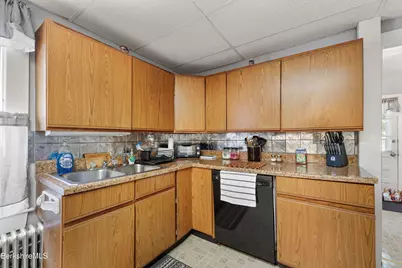 21 Terrace Ave, Pittsfield, MA 01201 - Photo 10
