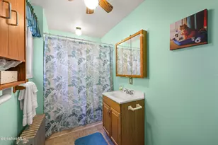 21 Terrace Ave, Pittsfield, MA 01201 - Photo 12