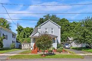 21 Terrace Ave, Pittsfield, MA 01201 - Photo 2