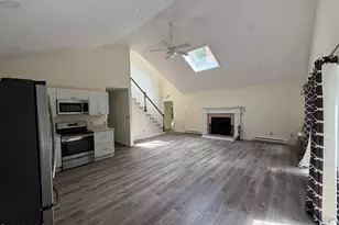 233 Gentian Hollow, Becket, MA 01223 - Photo 2