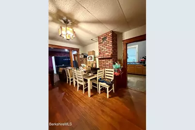 39 Hull Ave, Pittsfield, MA 01201 - Photo 6