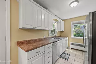 198 Allengate Ave, Pittsfield, MA 01201 - Photo 12