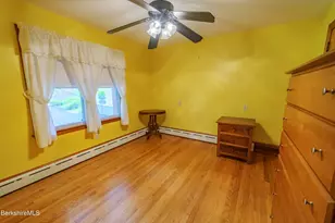 24 Temple St, Adams, MA 01220 - Photo 10