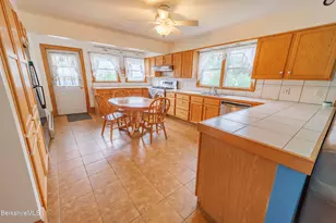 24 Temple St, Adams, MA 01220 - Photo 4