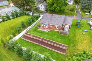 24 Temple St, Adams, MA 01220 - Photo 16