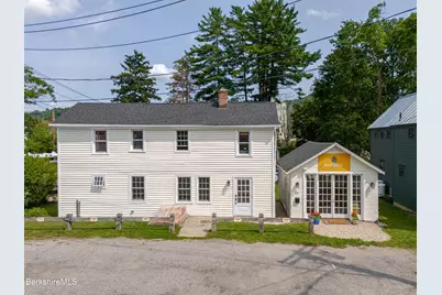 27 Rosseter St, Great Barrington, MA 01230 - Photo 2