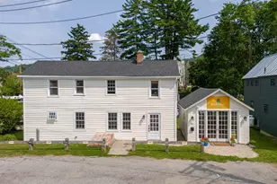 27 Rosseter St, Great Barrington, MA 01230 - Photo 2