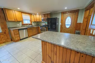 103 Commercial St, Adams, MA 01220 - Photo 4