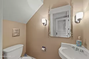 86 Crofut St, Pittsfield, MA 01201 - Photo 24