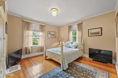 86 Crofut St, Pittsfield, MA 01201 - Photo 32