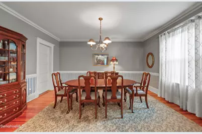 86 Crofut St, Pittsfield, MA 01201 - Photo 12