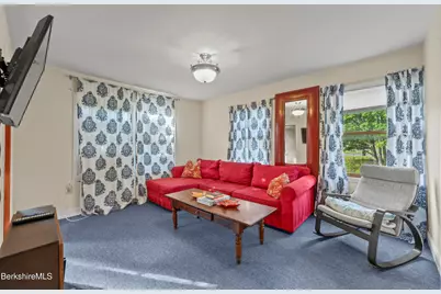 111 North St, Williamstown, MA 01267 - Photo 4