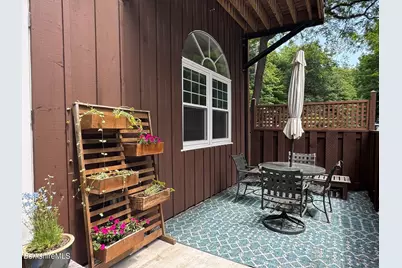 10 Deerfield Ave #Unit 9, Shelburne, MA 01370 - Photo 20