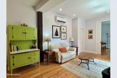 10 Deerfield Ave #Unit 9, Shelburne, MA 01370 - Photo 4
