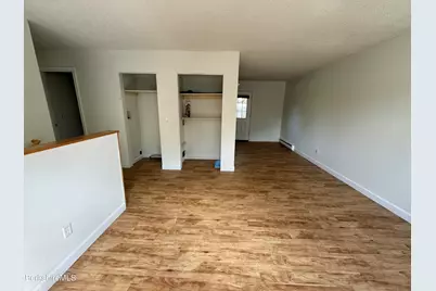 79 Wilshire Dr, Cheshire, MA 01225 - Photo 6