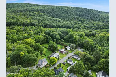 226 Grove St, Great Barrington, MA 01230 - Photo 36