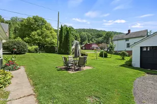 226 Grove St, Great Barrington, MA 01230 - Photo 24