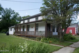 11 Maple St, Chester, MA 01011 - Photo 34