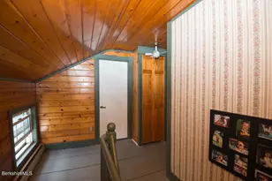 11 Maple St, Chester, MA 01011 - Photo 22