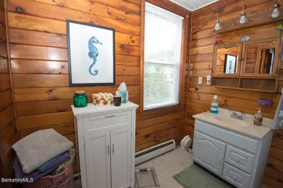 11 Maple St, Chester, MA 01011 - Photo 28