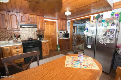 11 Maple St, Chester, MA 01011 - Photo 6