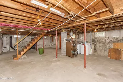 180 Doreen St, Pittsfield, MA 01201 - Photo 30