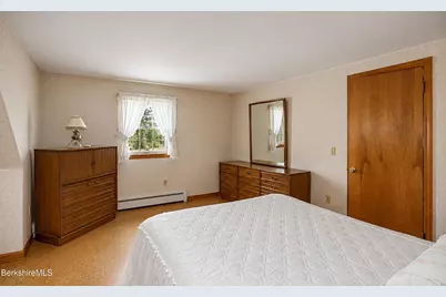 180 Doreen St, Pittsfield, MA 01201 - Photo 26