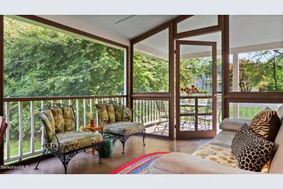 30 Cliffwood St, Lenox, MA 01240 - Photo 8