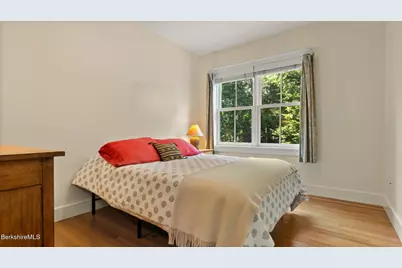 30 Cliffwood St, Lenox, MA 01240 - Photo 30