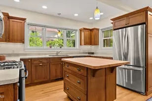 30 Cliffwood St, Lenox, MA 01240 - Photo 14