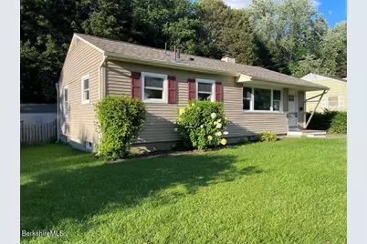 21 Austin Ave, Pittsfield, MA 01201 - Photo 28