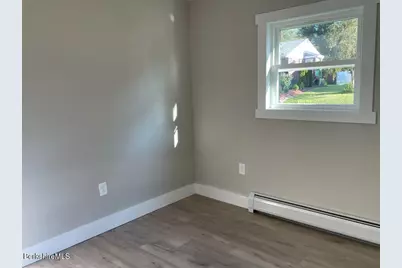 21 Austin Ave, Pittsfield, MA 01201 - Photo 16