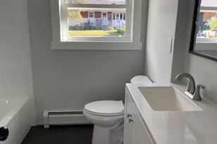 21 Austin Ave, Pittsfield, MA 01201 - Photo 18