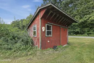 27 Madden Rd, Hancock, MA 01237 - Photo 44