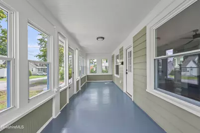 71 Essex St, Pittsfield, MA 01201 - Photo 6