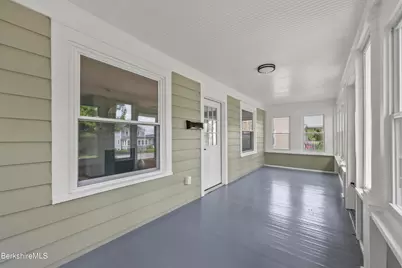 71 Essex St, Pittsfield, MA 01201 - Photo 4