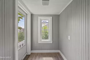 71 Essex St, Pittsfield, MA 01201 - Photo 24