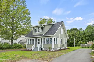 71 Essex St, Pittsfield, MA 01201 - Photo 2