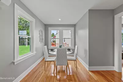 71 Essex St, Pittsfield, MA 01201 - Photo 14