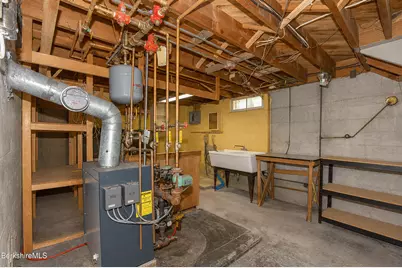 20 Prospect St, Dalton, MA 01226 - Photo 36
