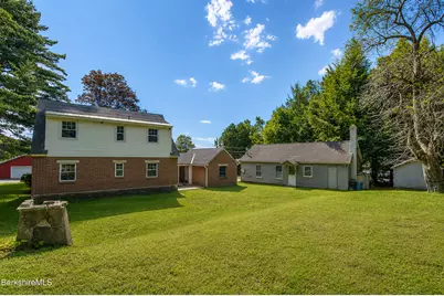 20 Prospect St, Dalton, MA 01226 - Photo 6