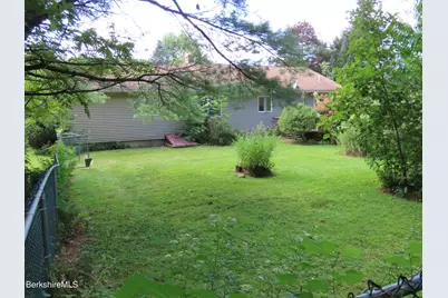 986 Church St, North Adams, MA 01247 - Photo 68
