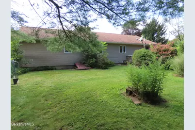 986 Church St, North Adams, MA 01247 - Photo 74