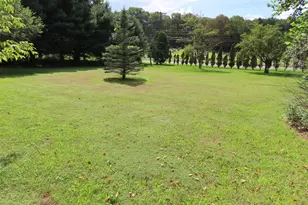 986 Church St, North Adams, MA 01247 - Photo 50