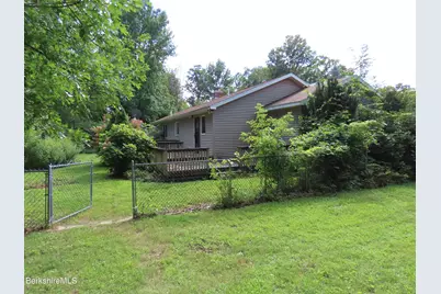 986 Church St, North Adams, MA 01247 - Photo 72