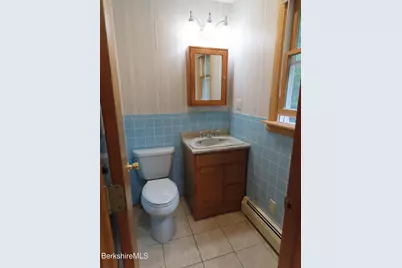 986 Church St, North Adams, MA 01247 - Photo 34
