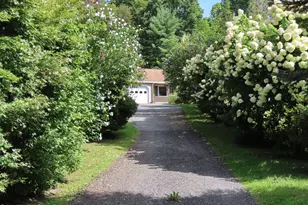 986 Church St, North Adams, MA 01247 - Photo 8
