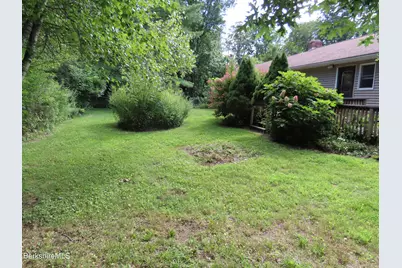 986 Church St, North Adams, MA 01247 - Photo 54