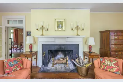720 South St, Pittsfield, MA 01201 - Photo 10